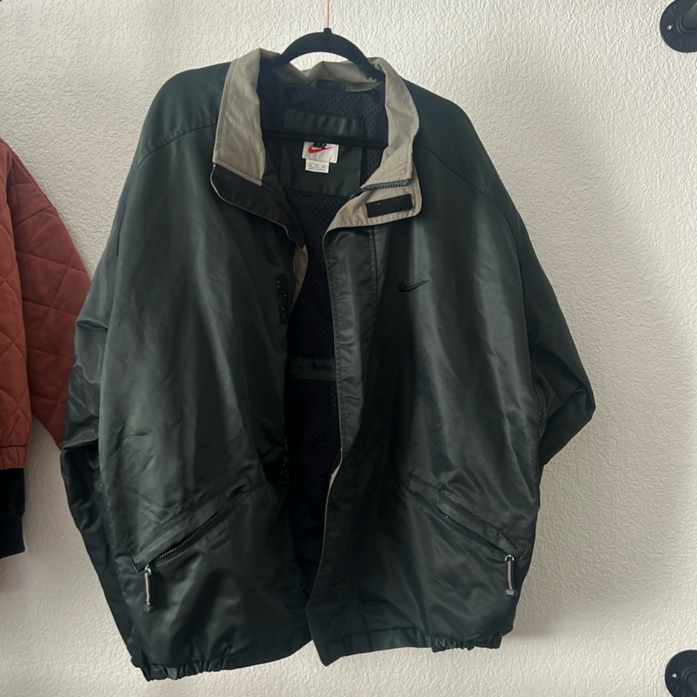 vintage nike windbreaker